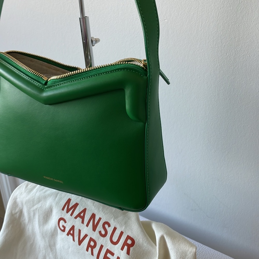 mansur Gavriel Green M baguette hobo nwot - Picture 5 of 8